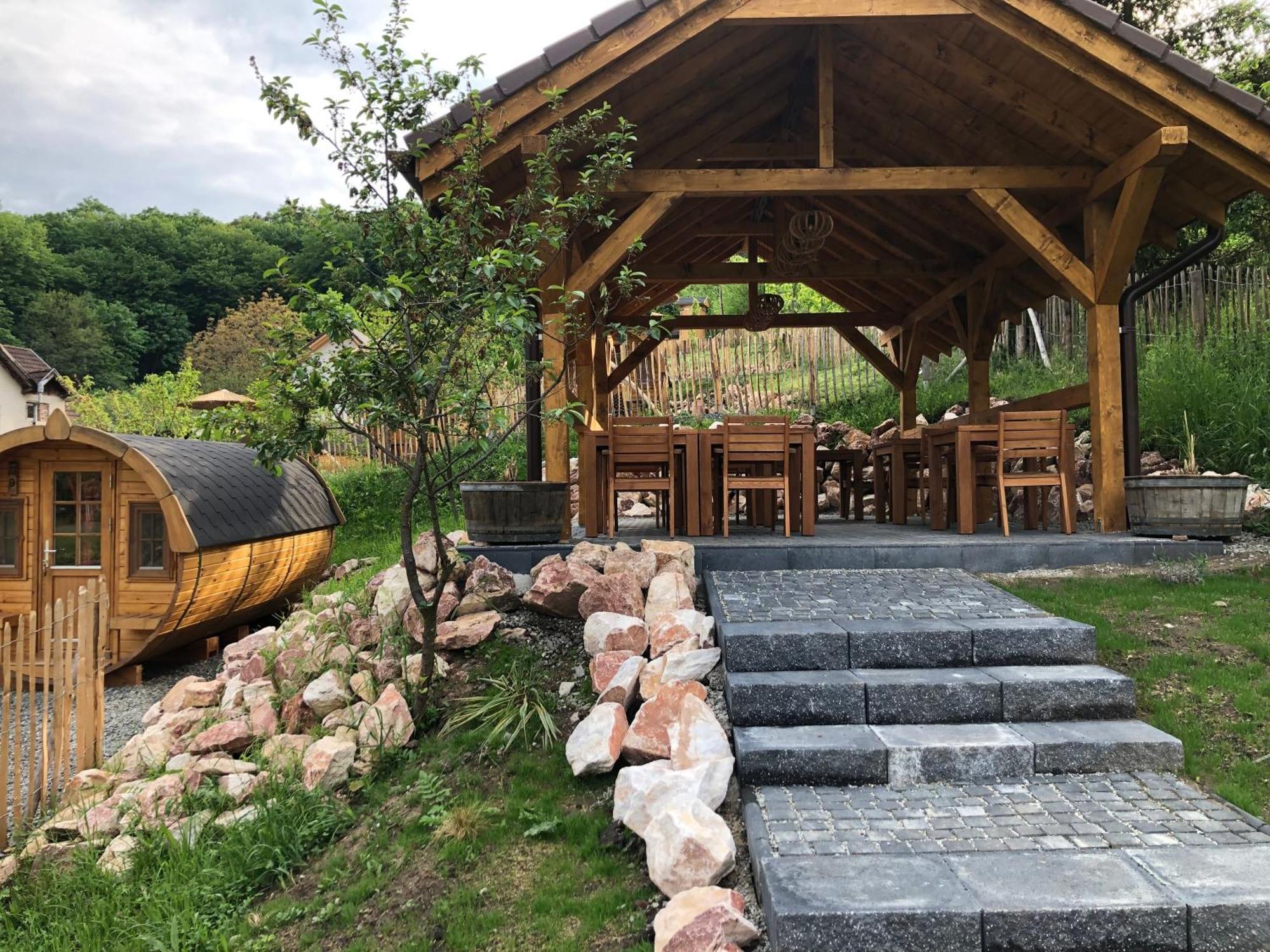 Complex Butoaiele Transilvaniei - Cazare & Spa - Natura - Relaxare Mediaş Exteriör bild